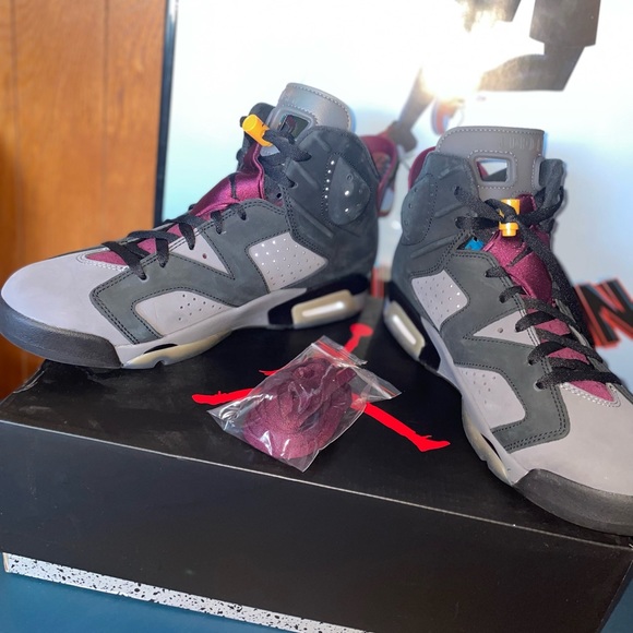 Jordan 6 Retro Bordeaux 2021 - Picture 2 of 8